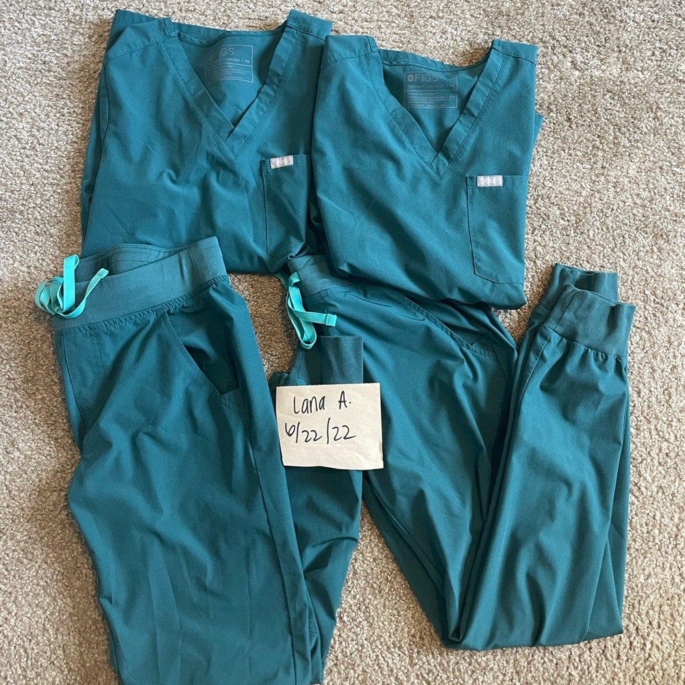 Figs Caribbean Blue FionLite Sets